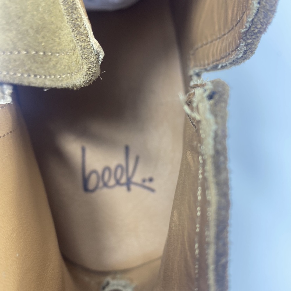 Beek Falcon Suede Ankle Boot NWOB size 10 on shoe, but more like a 12 - Picture 3 of 8